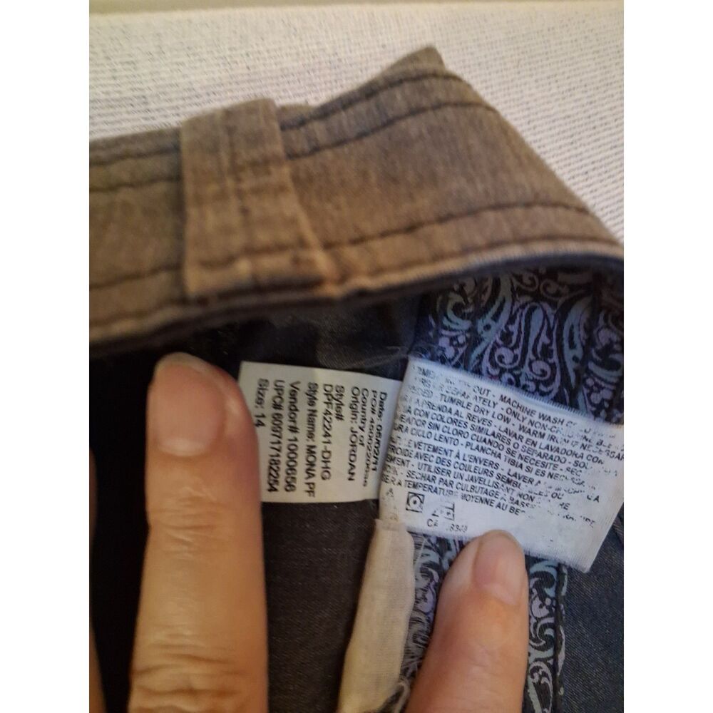 Gloria Vanderbilt "Mona PF" Mid-Rise Comfort Waist Utility Pants - Picture 4 of 14